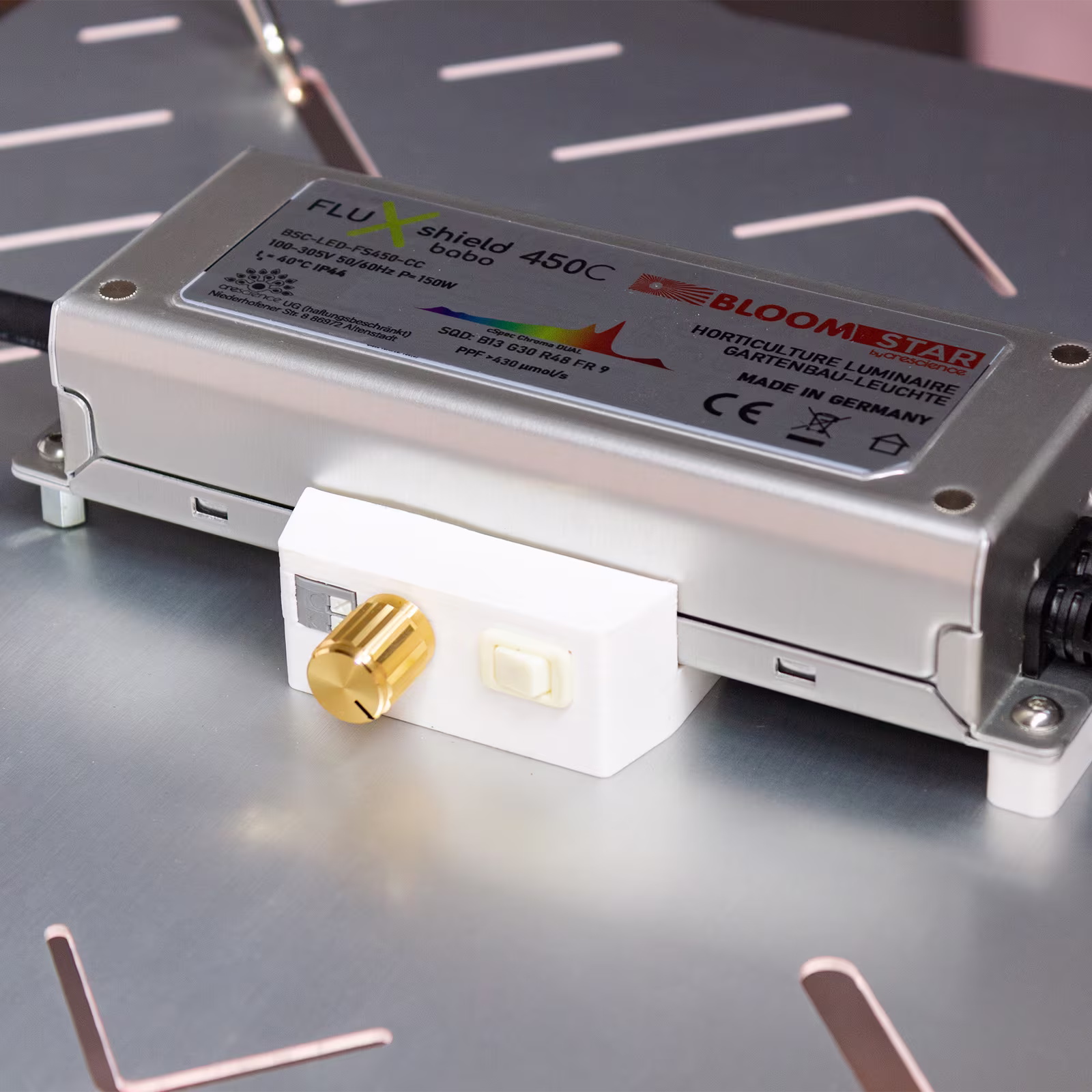 FLUXshield-Babo-450C-detail.avif